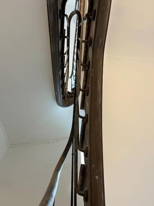 Le Chaleureux Luchonnais Apartment Bagneres-de-Luchon ภายนอก รูปภาพ