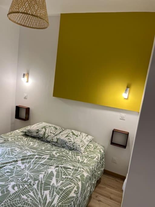 Le Chaleureux Luchonnais Apartment Bagneres-de-Luchon ภายนอก รูปภาพ