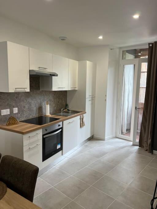 Le Chaleureux Luchonnais Apartment Bagneres-de-Luchon ภายนอก รูปภาพ