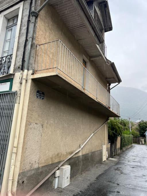 Le Chaleureux Luchonnais Apartment Bagneres-de-Luchon ภายนอก รูปภาพ